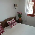 Kaboca Vendeghaz * Вац
