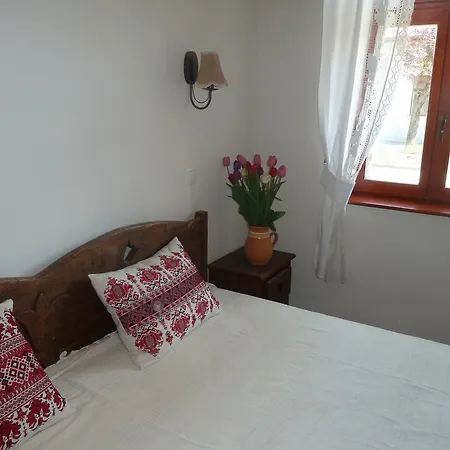 Kaboca Vendeghaz * Vác